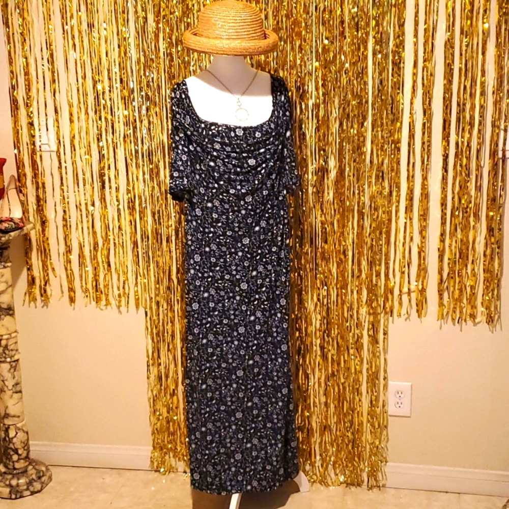 Love this Maxi Dress by Jaclyn Smith, Size 2X